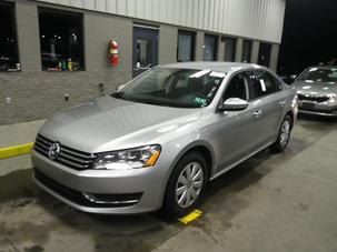 1VWAP7A38CC080830 Volkswagen Passat Sedan 2012 1VWAP7A38CC080830 Volkswagen Passat Sedan 2012