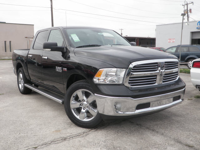 1C6RR6LT6ES112682 RAM 1500 2014 1C6RR6LT6ES112682 RAM 1500 2014