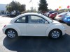2009 Volkswagen New Beetle - Image 3