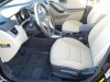 2016 Hyundai Elantra - Image 3