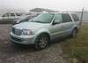 2005 Lincoln Navigator - Image 2