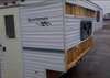 1998 SPORTSMAN TRUCK BED CAMPER - Image 4