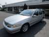 2000 Volvo V70 - Image 4