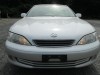 2000 Lexus ES - Image 2