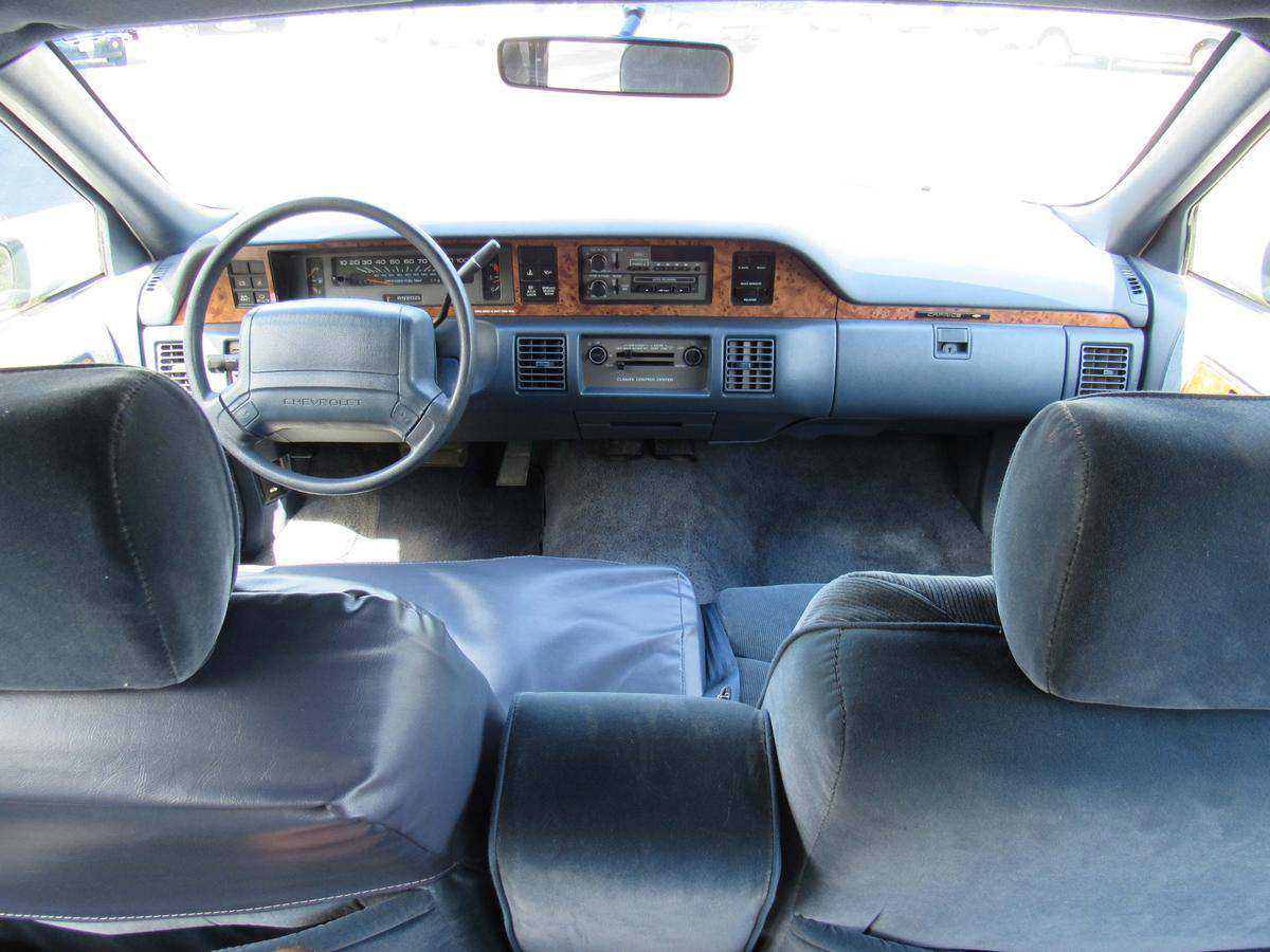 23+ 1992 Chevy Caprice Wagon Interior PNG