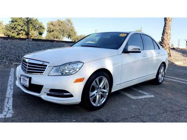 WDDGF8AB0DA818720 Mercedes-Benz C-class W204 / S204 / C204 2013 WDDGF8AB0DA818720 Mercedes-Benz C-class W204 / S204 / C204 2013