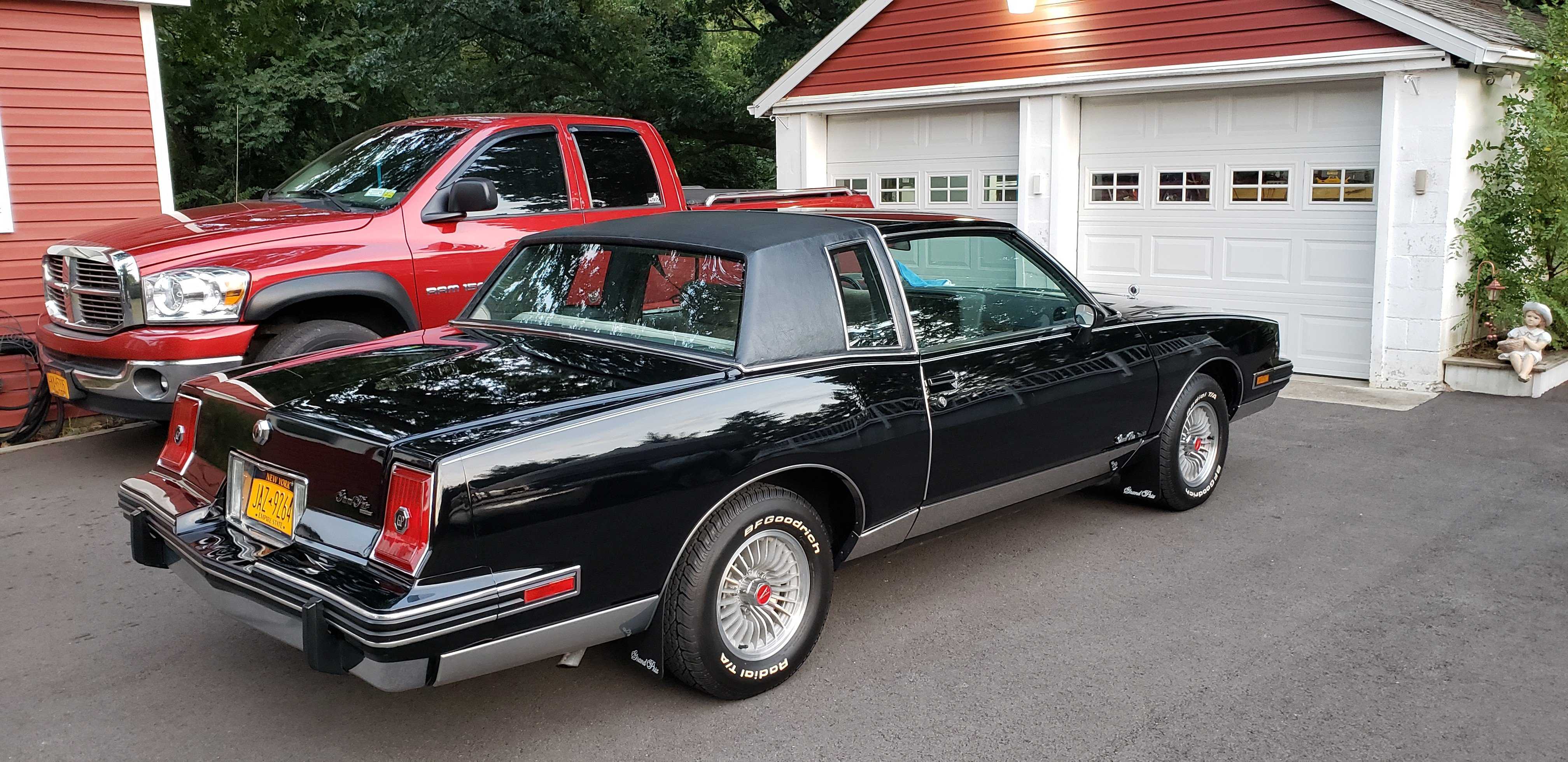 1985 Pontiac Grand Prix for sale in , | 2G2GK37A3F2321972