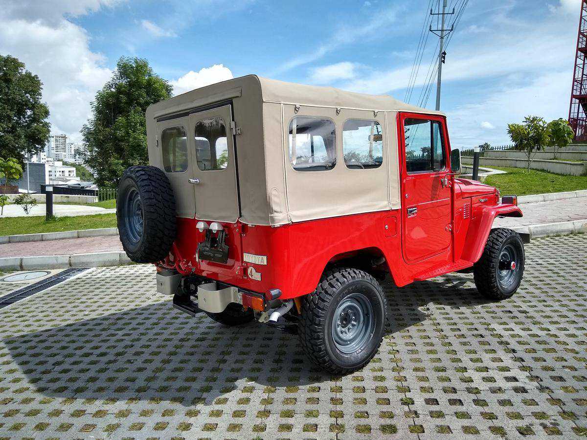 TOYOTA LAND CRUISER FJ 40 decal set 4 speed shift plate