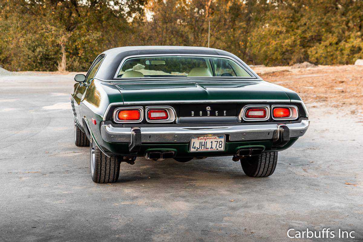 Dodge challenger 1974