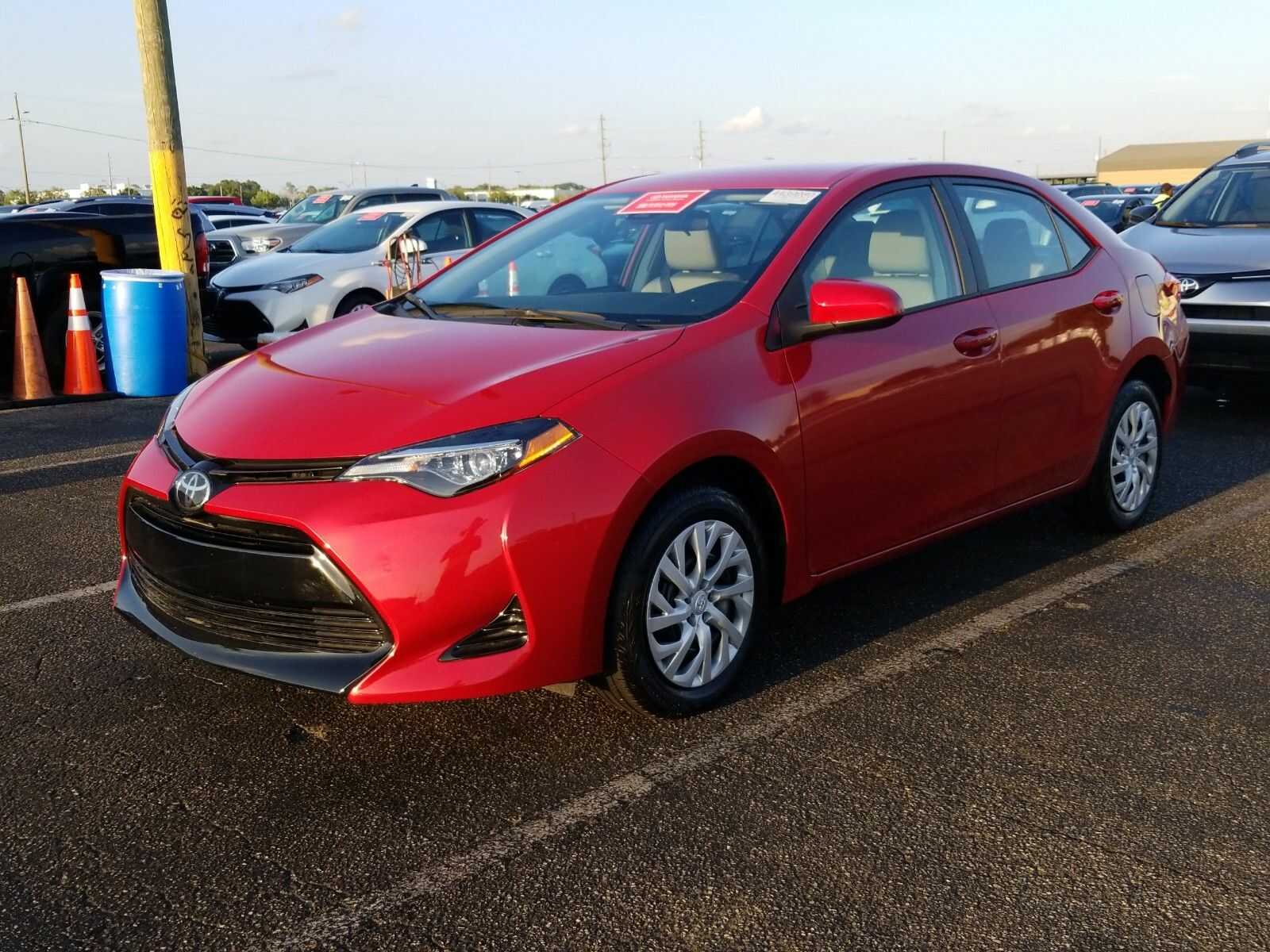 5YFBURHE0JP837971 Toyota Corolla / Matrix 2018 5YFBURHE0JP837971 Toyota Corolla / Matrix 2018