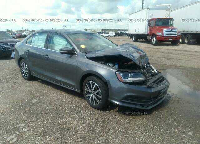 3VWDB7AJ4HM395219 Volkswagen Jetta / Golf GTI 2017 3VWDB7AJ4HM395219 Volkswagen Jetta / Golf GTI 2017