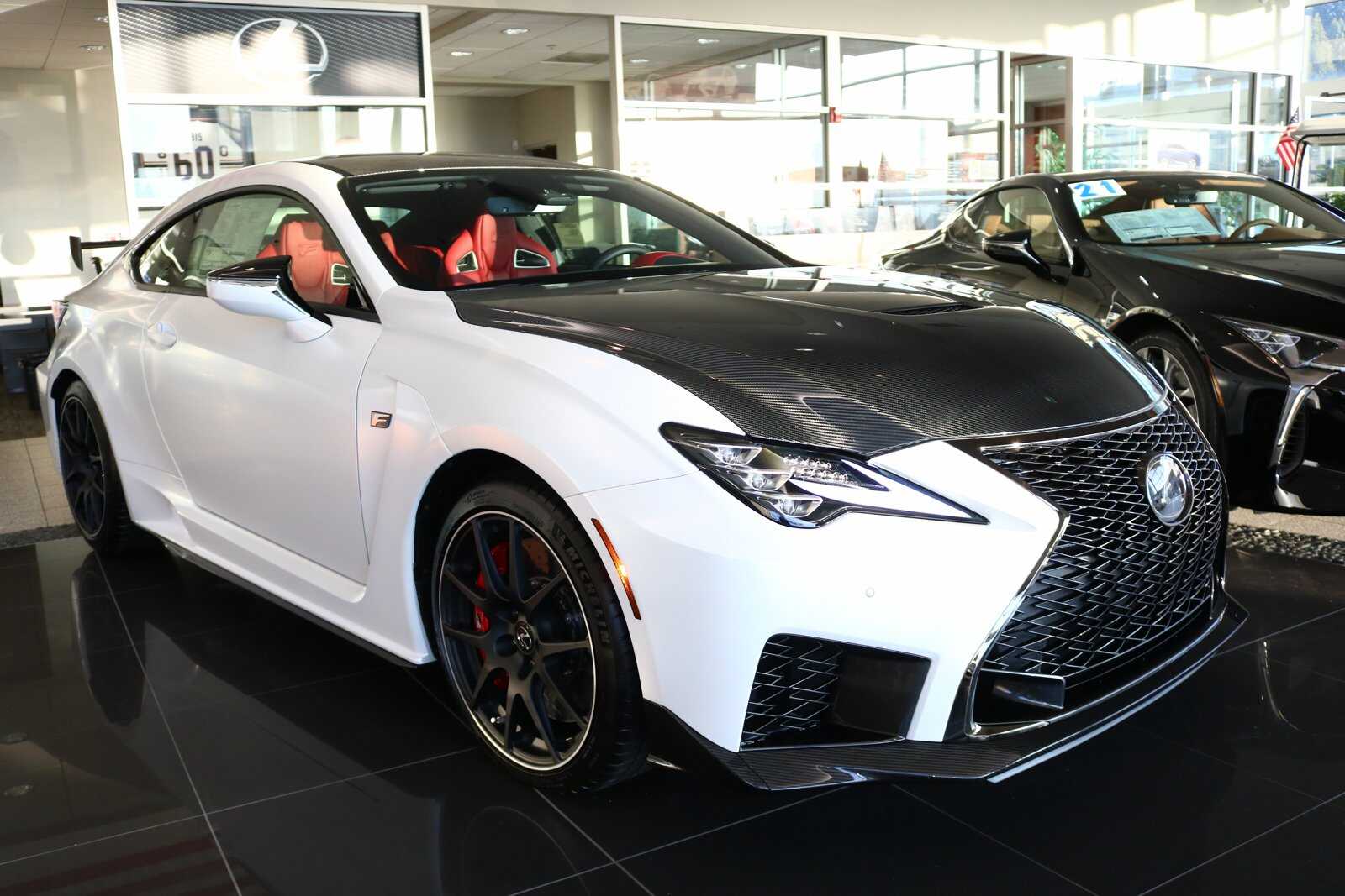 Check the dealer Nalley Lexus Galleria from Smyrna, GA