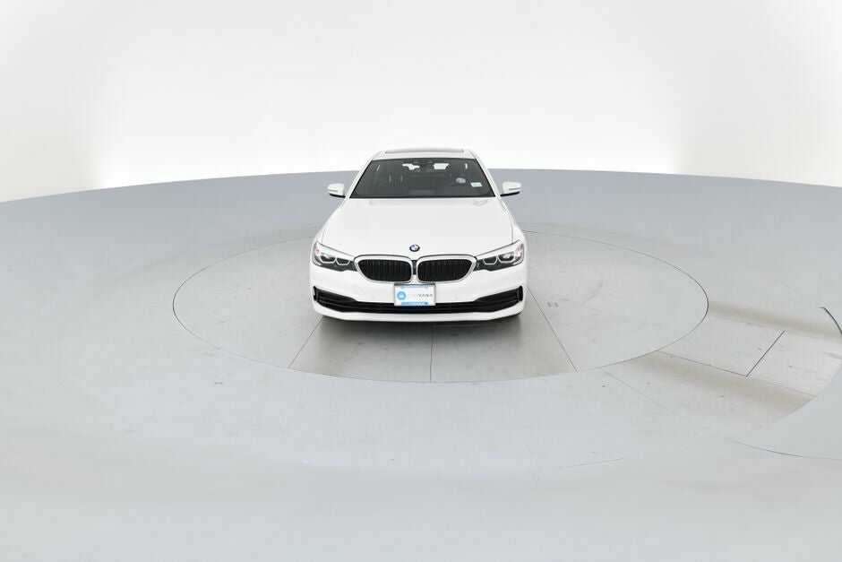 WBAJR3C03LWW63729 BMW -- 2020 WBAJR3C03LWW63729 BMW -- 2020