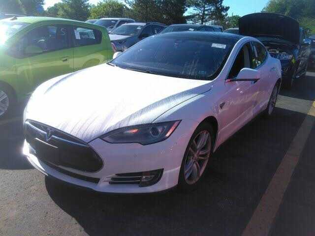 5YJSA1S11FFP69778 Tesla Model S 2015 5YJSA1S11FFP69778 Tesla Model S 2015