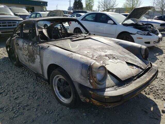PORSCHE