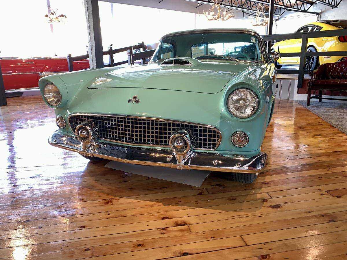 1955 Ford Thunderbird