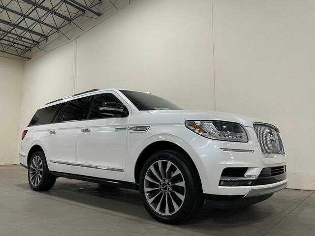 2019 LINCOLN Navigator L